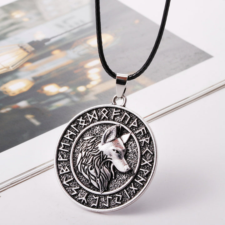 Vintage Rune Wolf Pattern Pendant Necklace