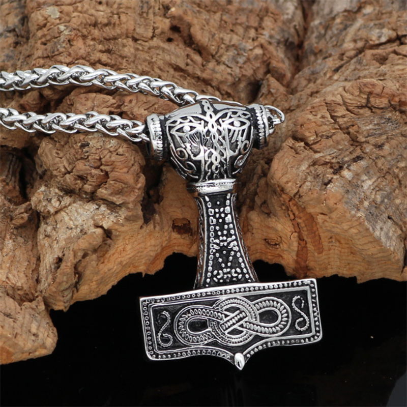 Viking Odin Celtic Wolf Pendant Fashion Necklace
